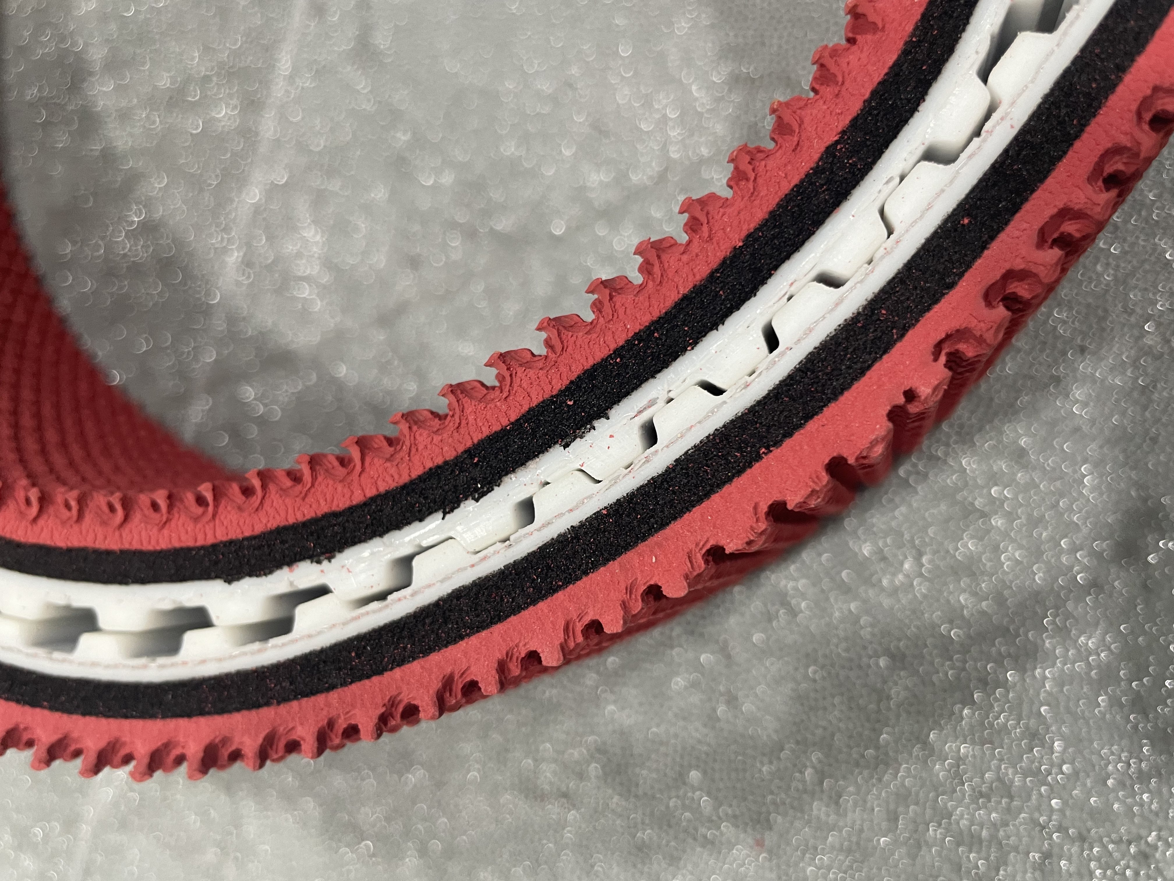 <a href='http://www.yiemit.com/' target='_blank'><u>PU同步帶</u></a>